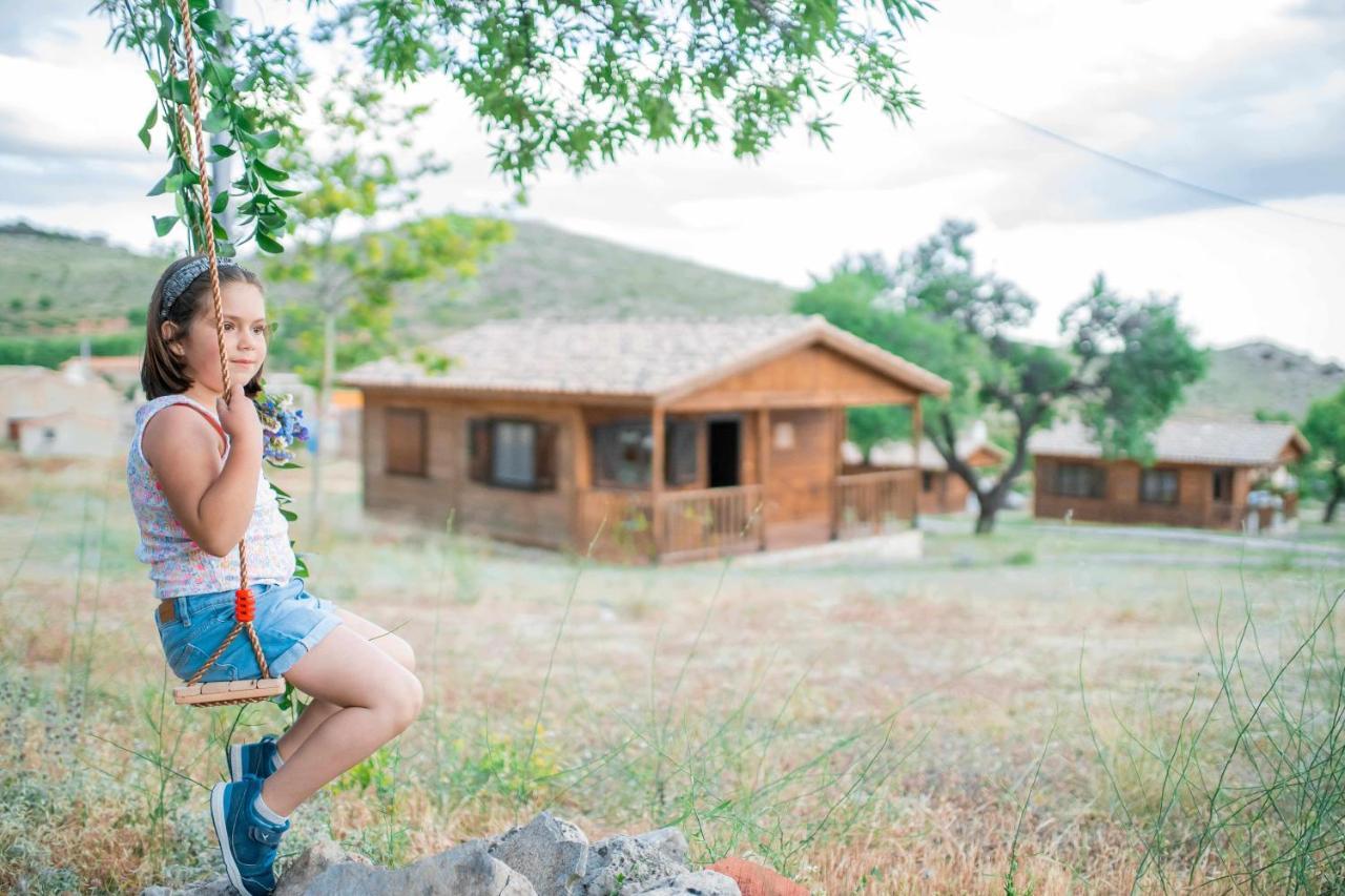 Aldea Los Odres - Cabanas De Madera De 1ª Con Piscina Privada Y Bbq En La Puerta 莫拉塔利亚 外观 照片
