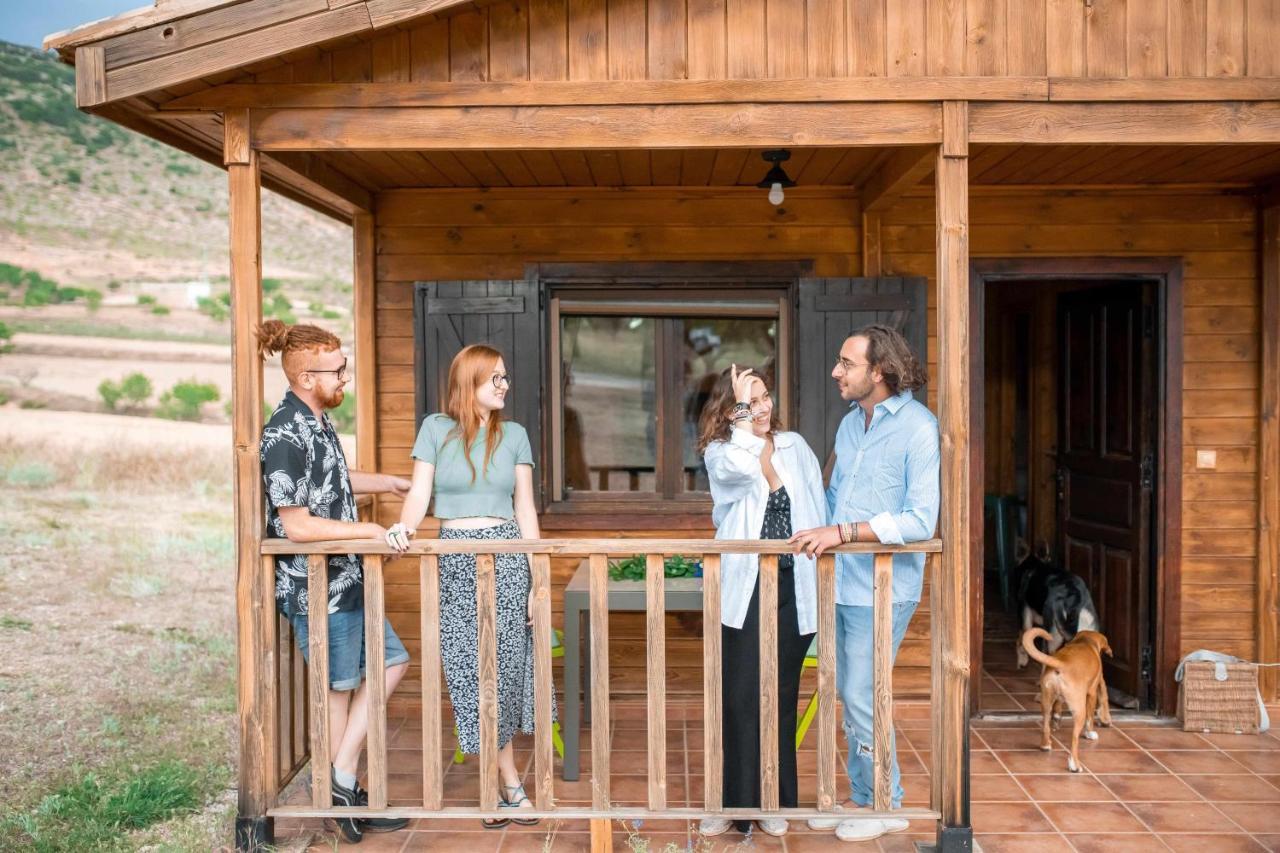 Aldea Los Odres - Cabanas De Madera De 1ª Con Piscina Privada Y Bbq En La Puerta 莫拉塔利亚 外观 照片