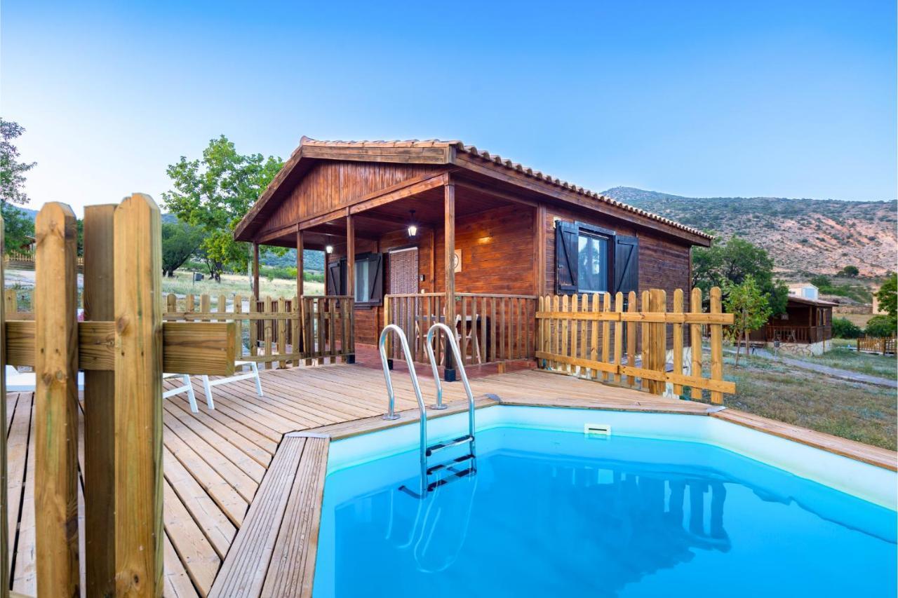 Aldea Los Odres - Cabanas De Madera De 1ª Con Piscina Privada Y Bbq En La Puerta 莫拉塔利亚 外观 照片