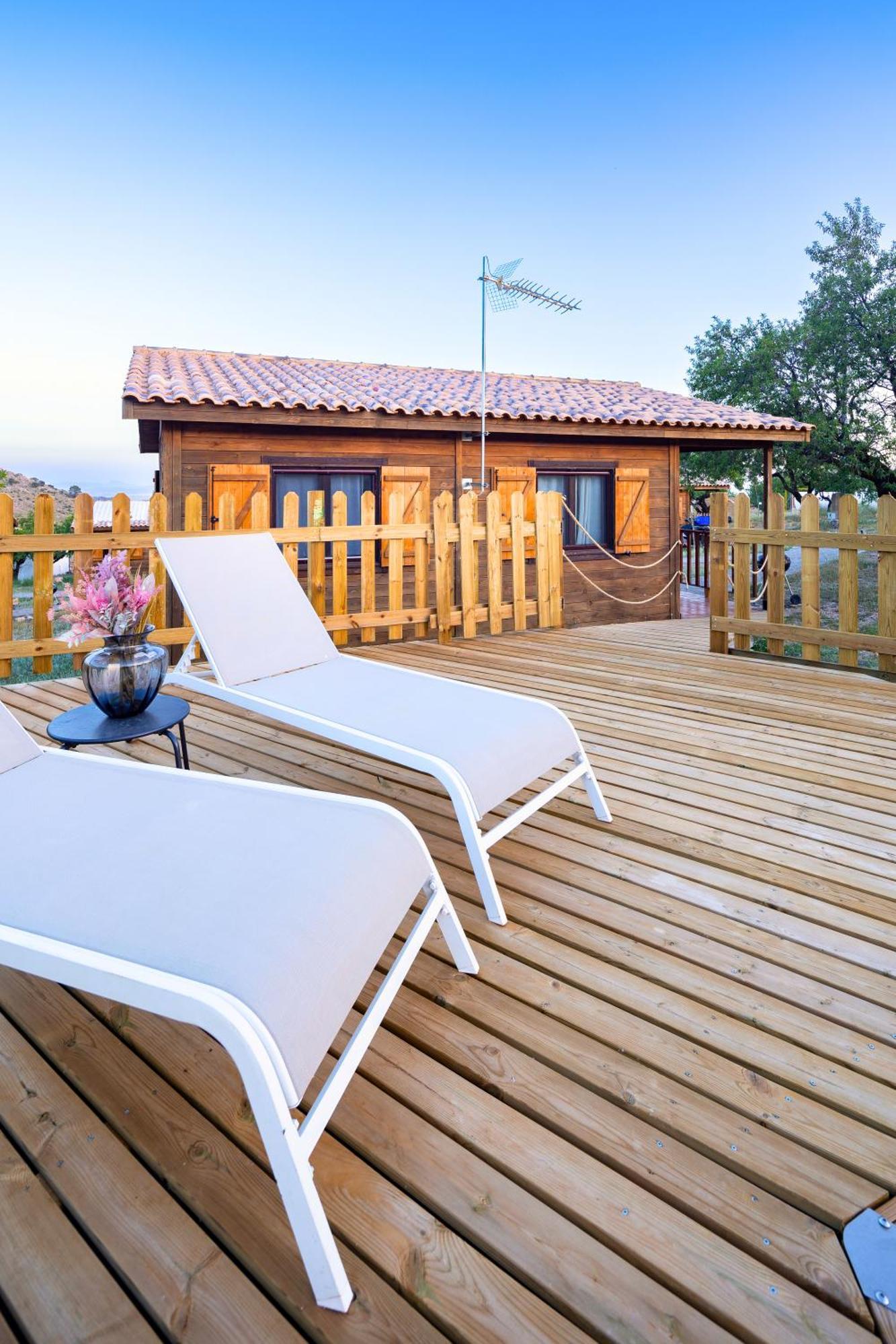 Aldea Los Odres - Cabanas De Madera De 1ª Con Piscina Privada Y Bbq En La Puerta 莫拉塔利亚 外观 照片